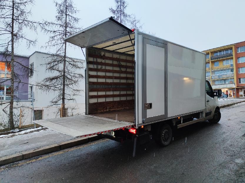 Renault Master s hydraulickým čelem